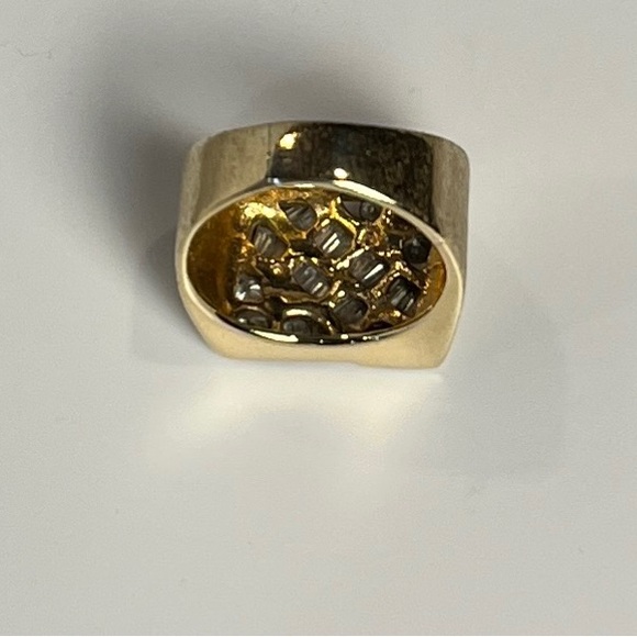 Men’s Diamond Ring - Picture 3 of 7